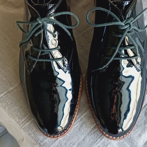 Louise et Cie Shoes - Black Patent Dressy Oxfords